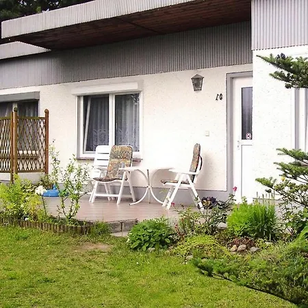 Semesterbostad Doppelbungalow Am Schwarzen See,