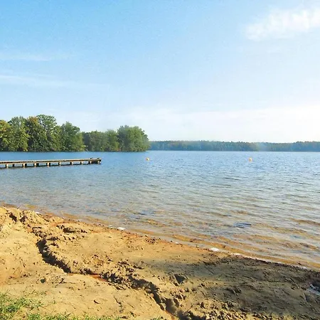 Doppelbungalow Am Schwarzen See, Semesterbostad Schwarz (Mecklenburgische Seenplatte)