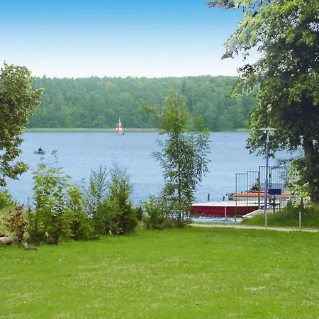 Doppelbungalow Am Schwarzen See,
